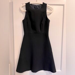 Midi dress navy blue Tara Jarmon. Like new. T36 -us6